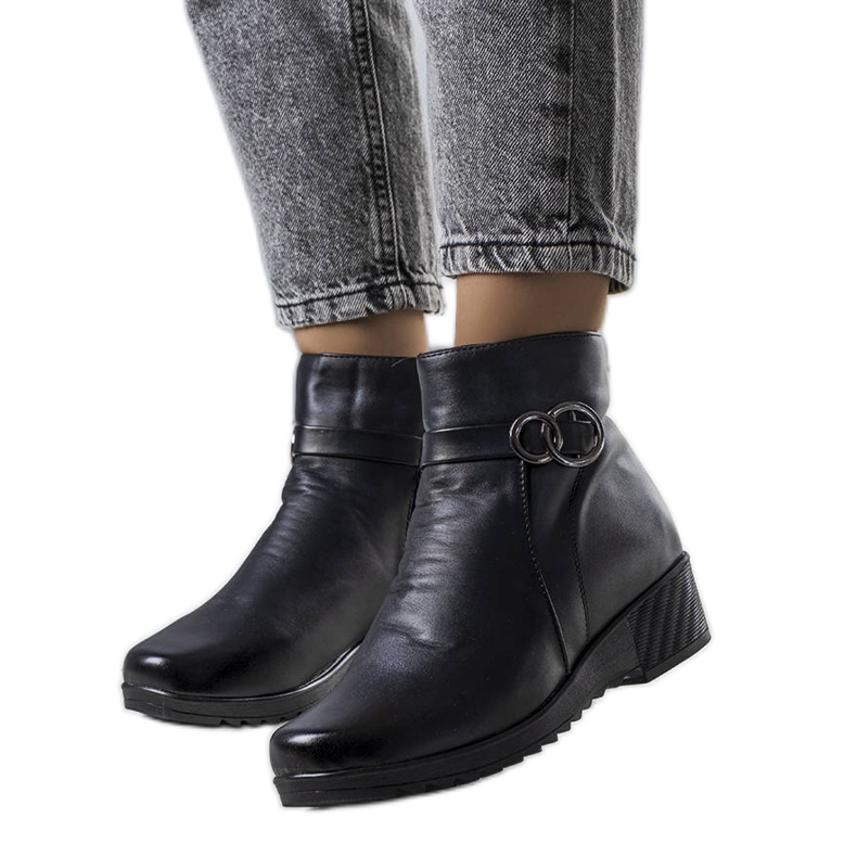 PA1 Botas isolantes pretas na cunha da Yarela preto