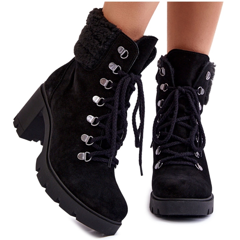 Botas Femininas de Camurça Salto Alto Preto Avely