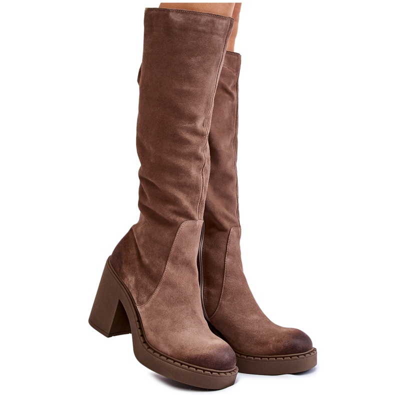 PL5 Botas femininas de camurça salto grosso Valeris marrom claro bege