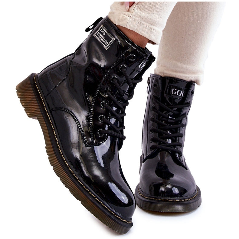 Botas femininas com isolamento laqueado GOE II2N4050 preta preto