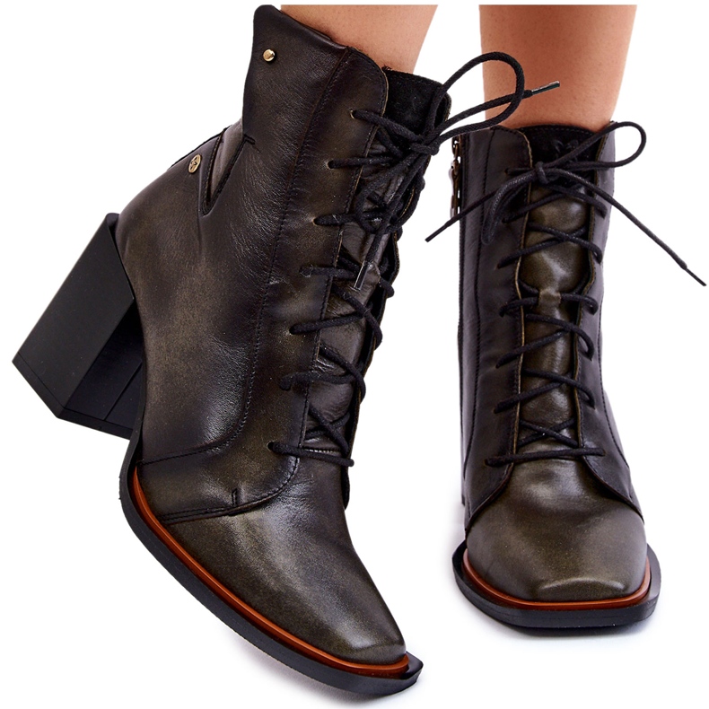 Botas clássicas de couro com cadarço Maciejka 05667-09 verde Botas clássicas de couro com cadarço Maciejka 05667-09 verde