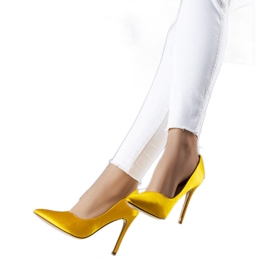 BM Alfinetes amarelos com acabamento acetinado da Lochlan BM Alfinetes amarelos com acabamento acetinado da Lochlan