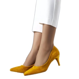 BM Sapatos amarelos de salto alto da Coursi