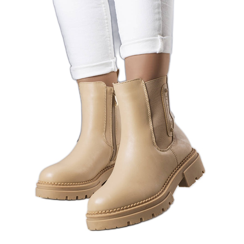 Botas isoladas bege, Caron