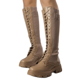 BM Botas marrons com cadarço, Montis. castanho
