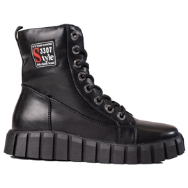 W. Potocki Mulheres trabalhadoras na plataforma Shelovet preto