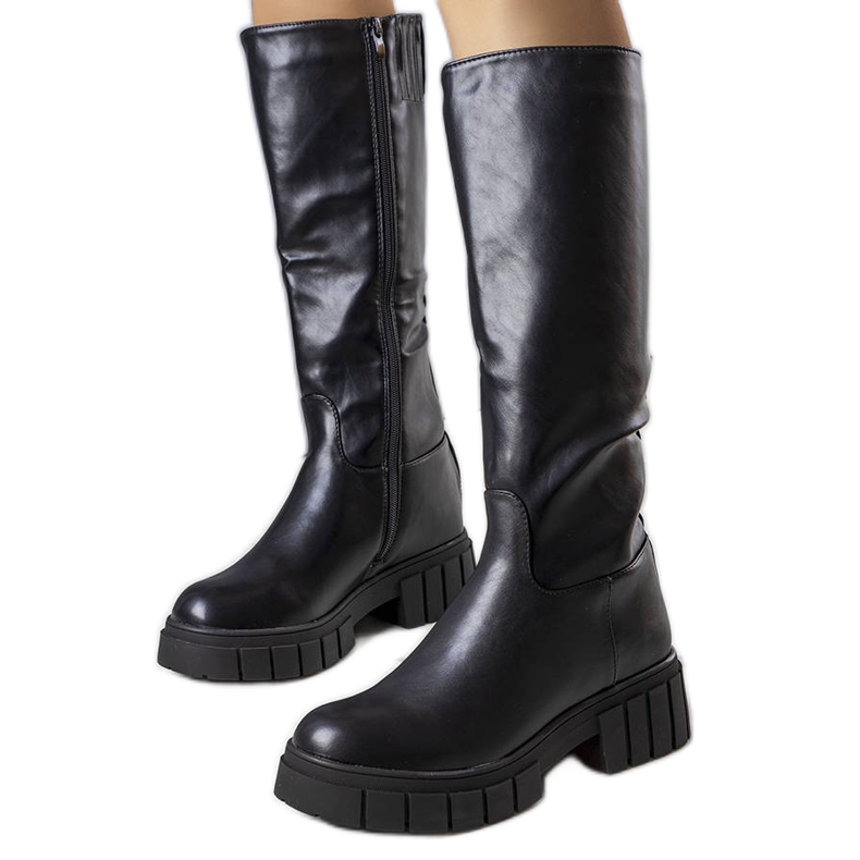 BM Botas isoladas pretas, Plaisi preto