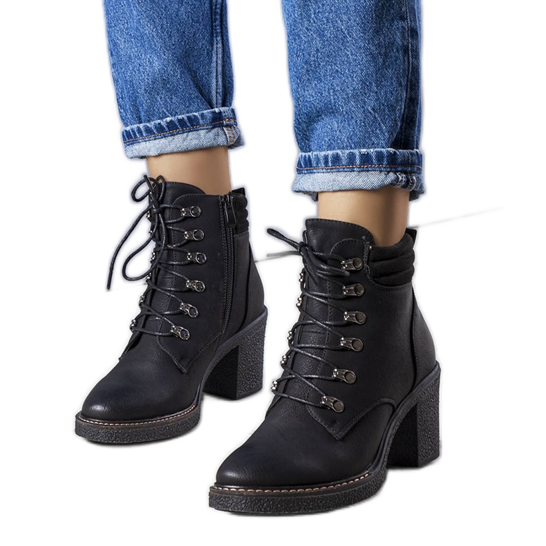 PA1 Botins pretos Zev