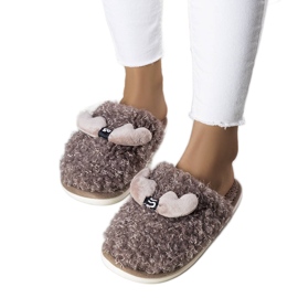 BM Chinelos marrons com pelo da Rosny marrom