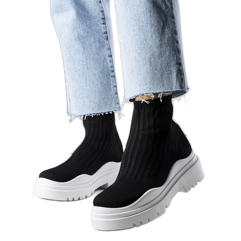 Bota meia preta Cali com sola branca preto