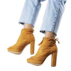 BM Bota salto camel Payto. marrom