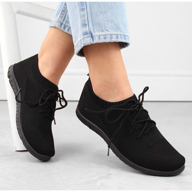 Tênis esportivo sem cadarço em malha preta NEWS preto