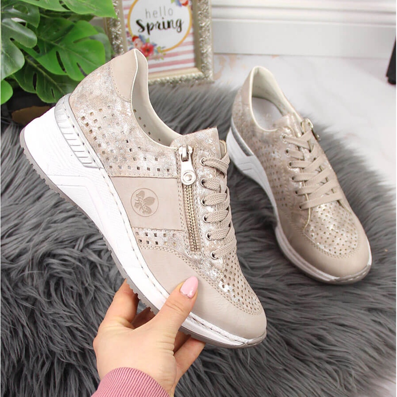 Rieker N4327-80 sapatos de cunha bege para mulher