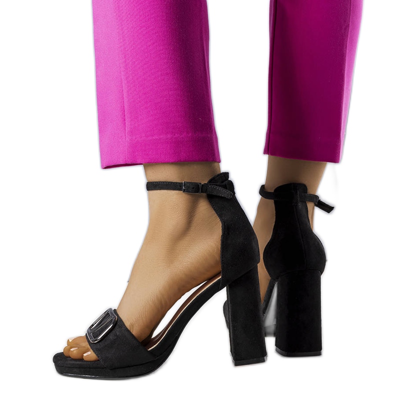 BM Linda sandália black block preto