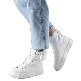 Botins brancos com saqueta Willie