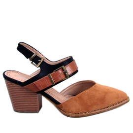 BM Sapatilha aberta Camel Chiatti marrom