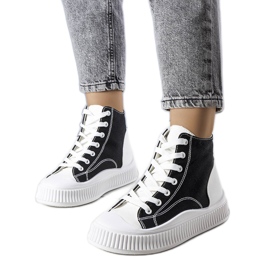 Tênis plataforma preto Terri.