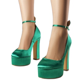 Sapatilha de salto alto verde da Lila Sapatilha de salto alto verde da Lila