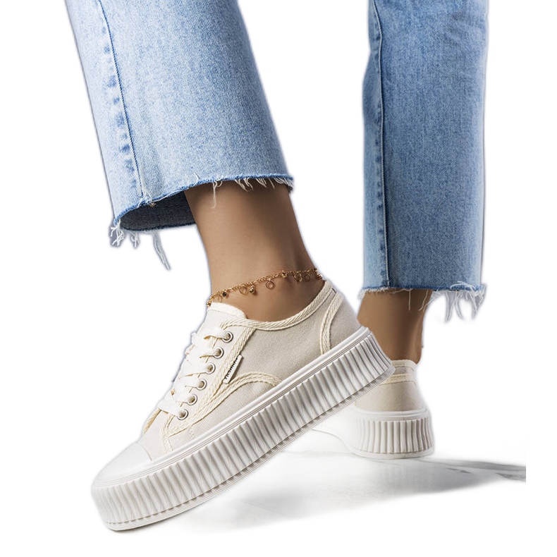 PA1 Tênis plataforma bege, Connie.