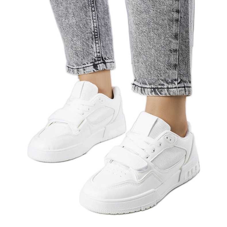 BM Ténis brancos de mulher Ollie