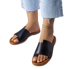 Chinelos pretos com cabedal irregular Latourelle