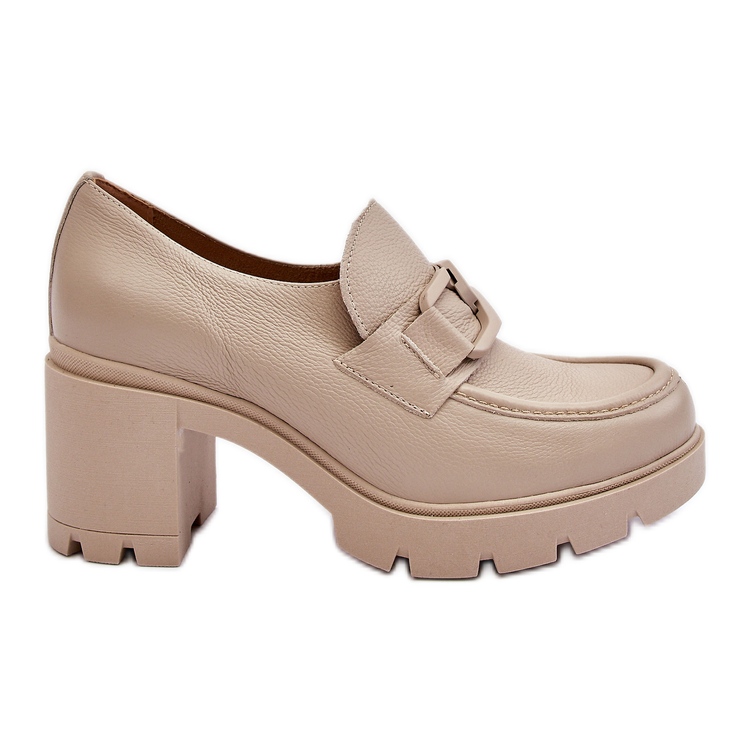 Lemar Sapatos elegantes em um pilar com decoração Harmell bege