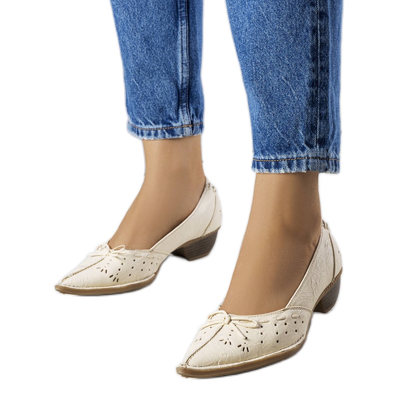 BM Bailarinas bege vazadas de Glazko