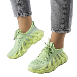 Tênis verdes em uma elegante sola Beth