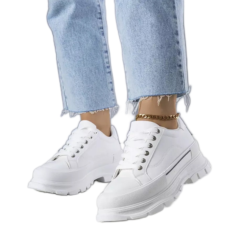 BM Tênis branco de plataforma alta Kari