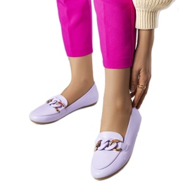 Mocassim roxo com corrente Mamie
