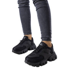 BM Tênis pretos em uma sola maciça Inez