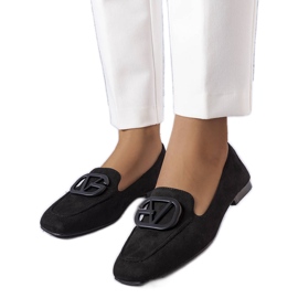 Sabrinas pretas com bico quadrado da Carrière preto