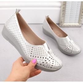 Sapato feminino vazado prateado Jezzi RMR1840-13 prata