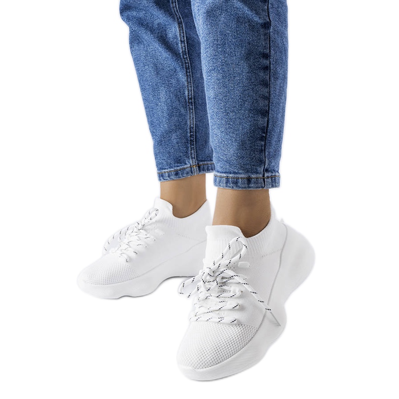 Tênis de tecido branco da Lavallée