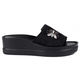 Chinelos femininos pretos em uma confortável cunha Shelovet