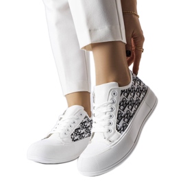 Tênis branco com estampa preta Marquis