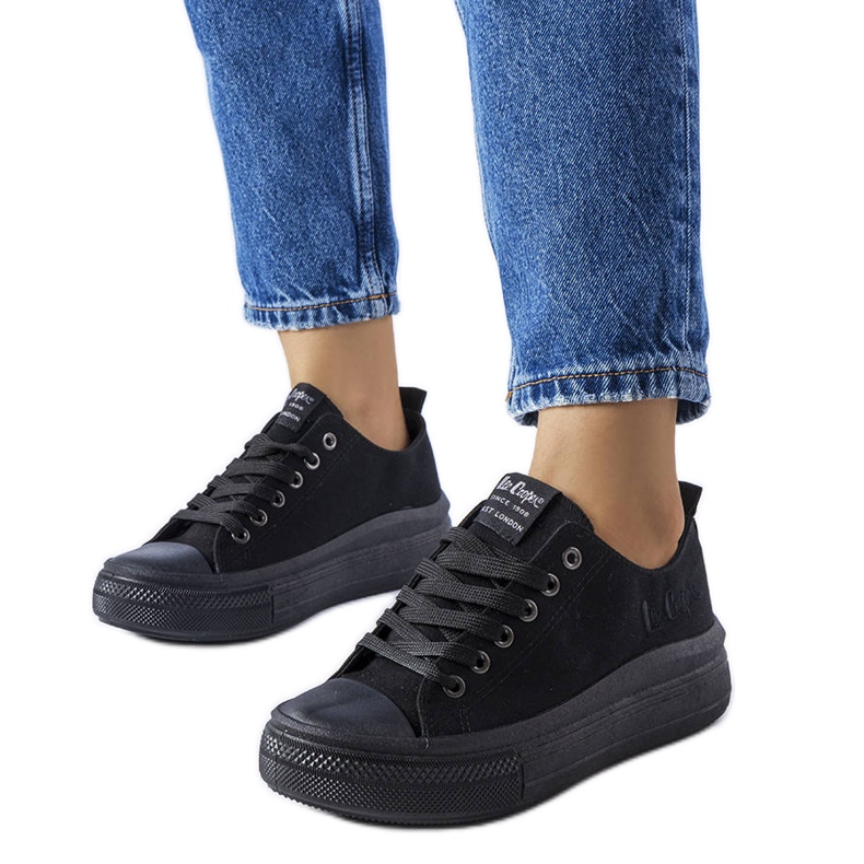 Tênis preto Lee Cooper LCW-23-44-1624L