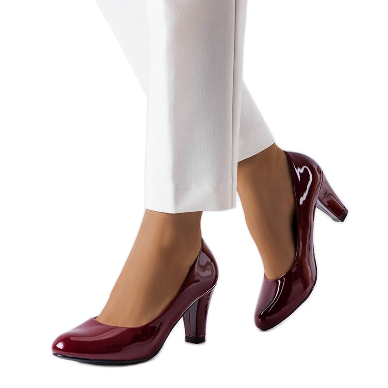 BM Sapatos de couro envernizados da Burkett vermelho