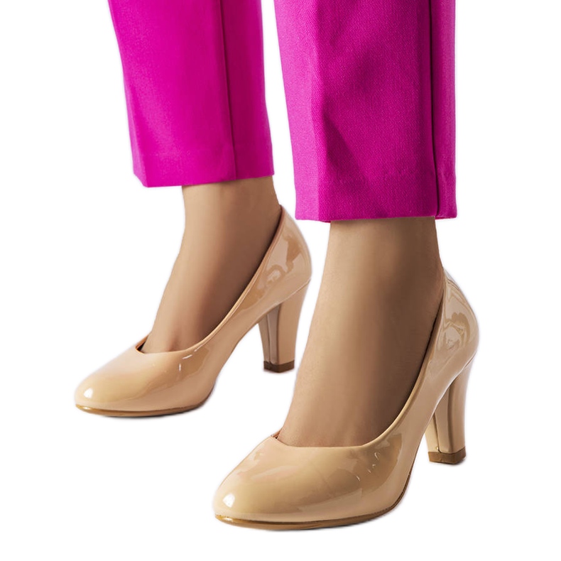 BM Sapatos de couro envernizados bege Burkett