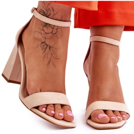 Sandálias femininas com salto estável bege Lavissa marrom