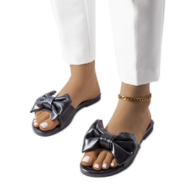 BM Sandálias pretas elegantes com laço da Garnier preto