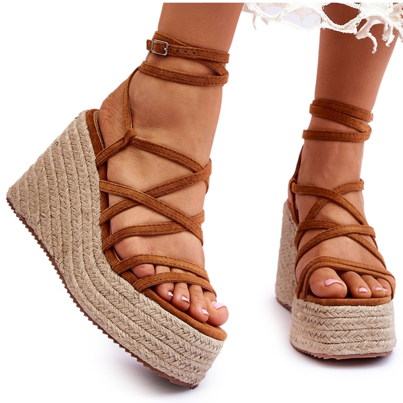 Sandálias de cunha de couro marrom Margaritt castanho