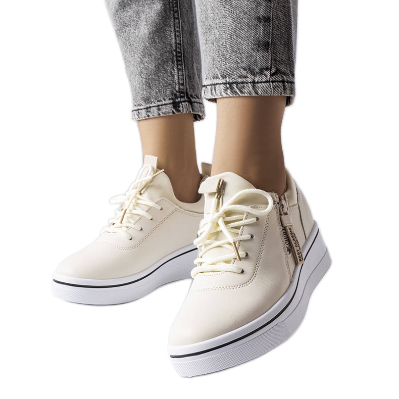 BM Tênis cano baixo bege Mathieu.