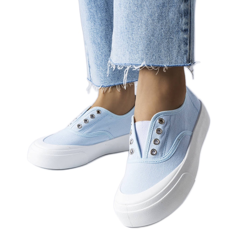 Tênis slip-on azul Rabican.