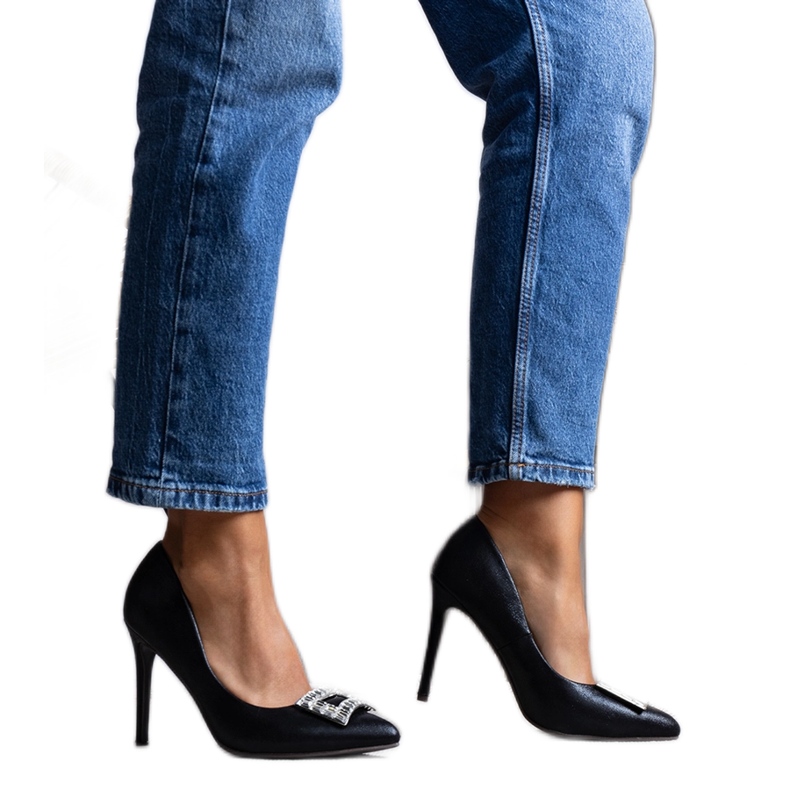 Salto Tyson preto brilhante