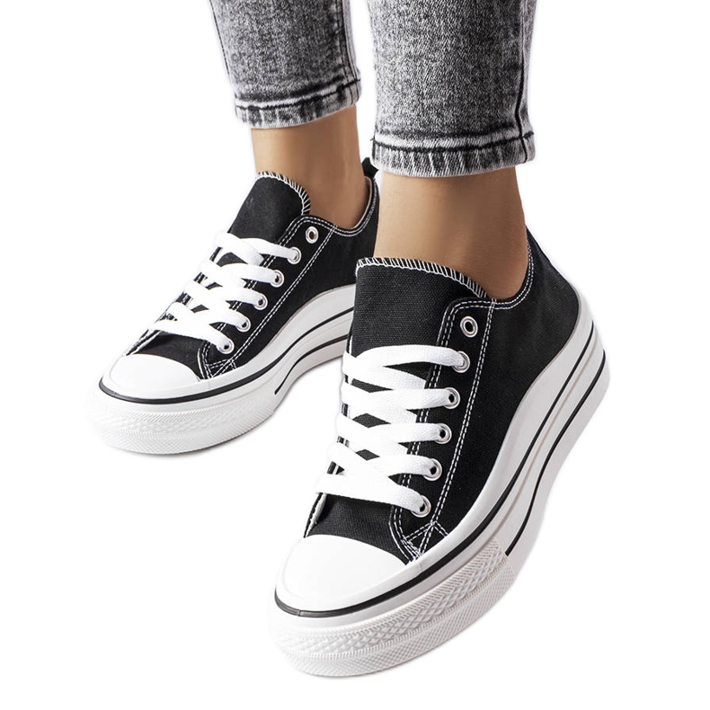 Tênis plataforma preto Pomeroy.