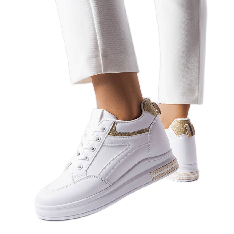 Tênis branco com apliques de glitter Bonevil