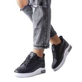 Tênis preto com brilho Bonevil