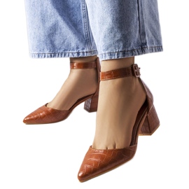 Sapato salto bloco marrom Laliberté