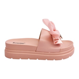 PE1 Chinelos com laço e ursinho decorativo rosa claro Suzy PE1 Chinelos com laço e ursinho decorativo rosa claro Suzy